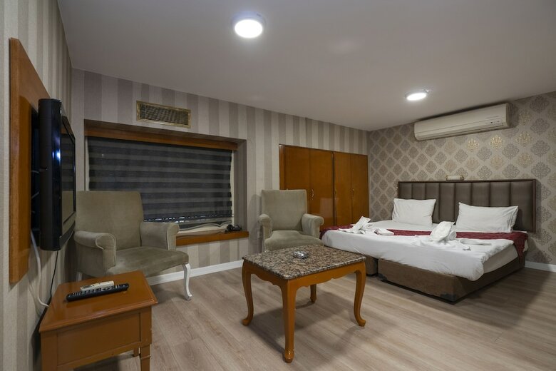 Moss Suites Hotel
