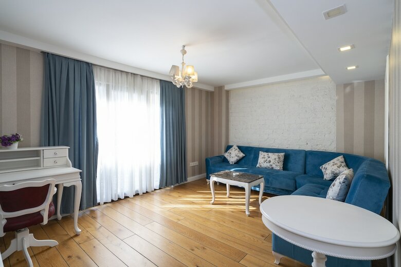 Moss Suites Hotel