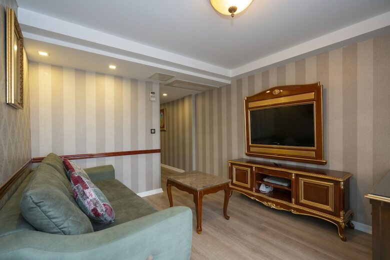 Moss Suites Hotel