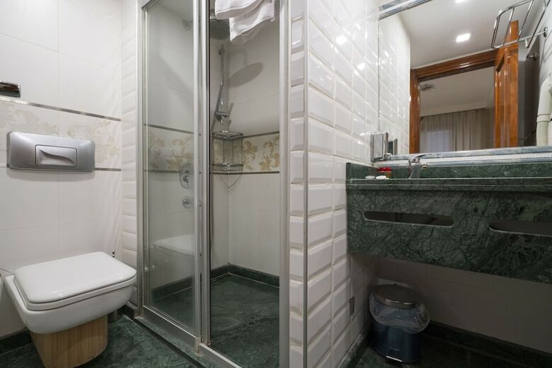 Moss Suites Hotel