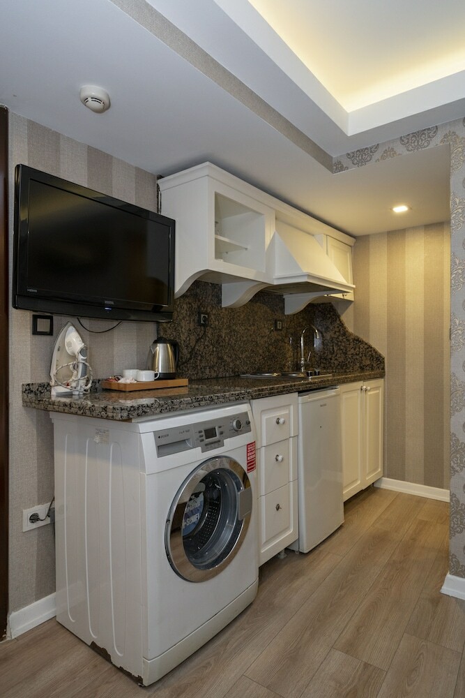 Moss Suites Hotel