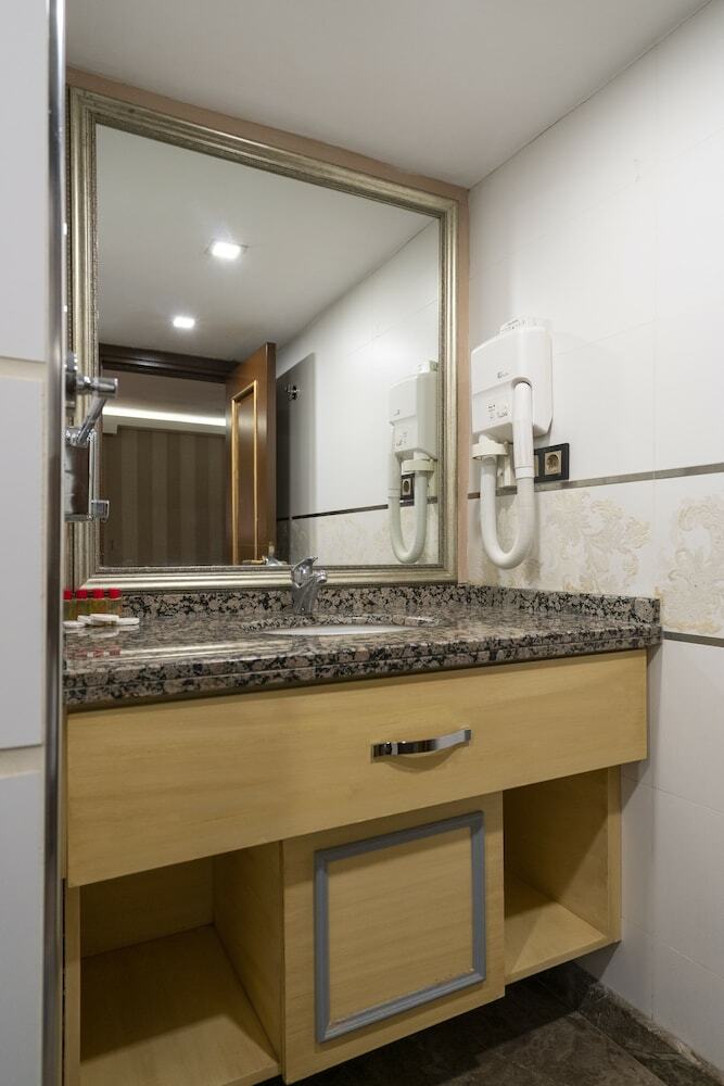 Moss Suites Hotel