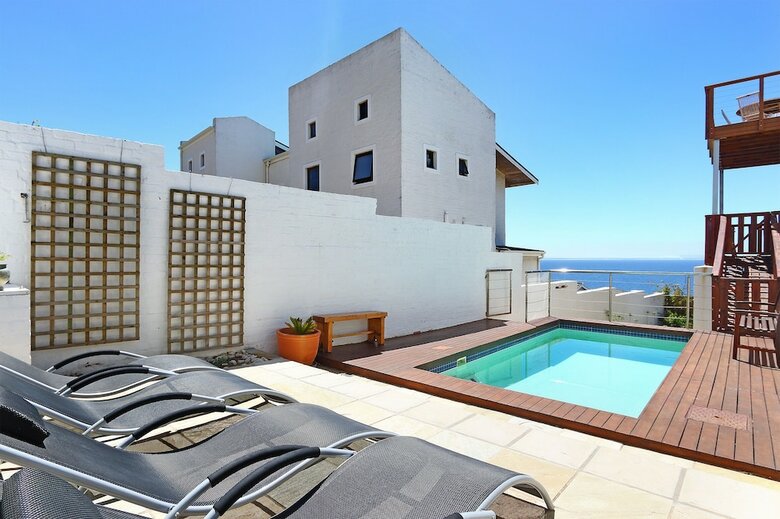 Hotel Penguins View Guesthouse
