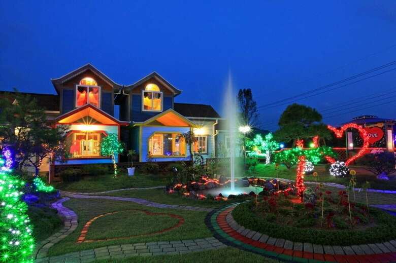 Love And Story Pension