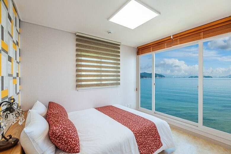 Pension Geoje Beach House
