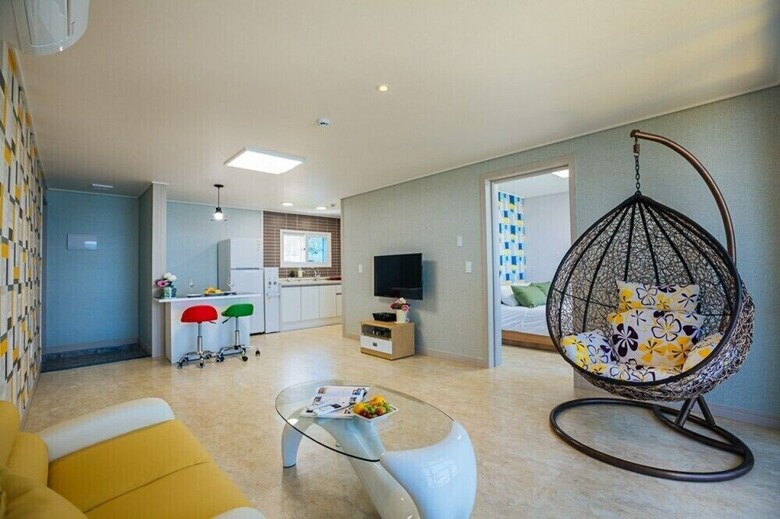 Pension Geoje Beach House