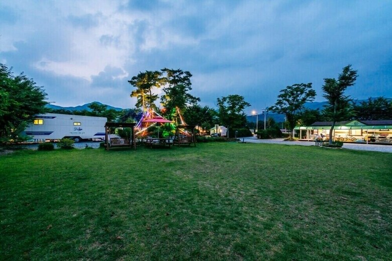 Pension Caravan Camping Farm