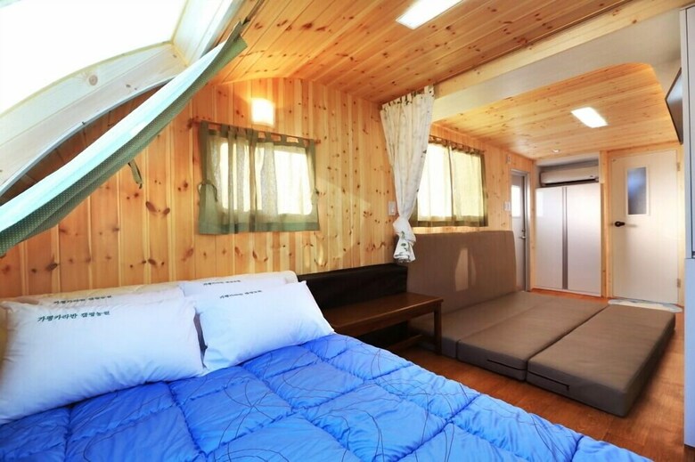 Pension Caravan Camping Farm