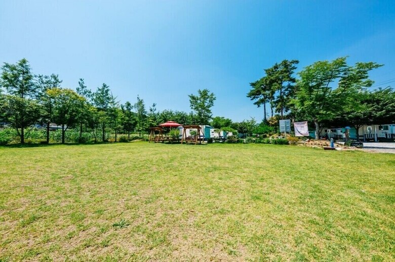 Pension Caravan Camping Farm