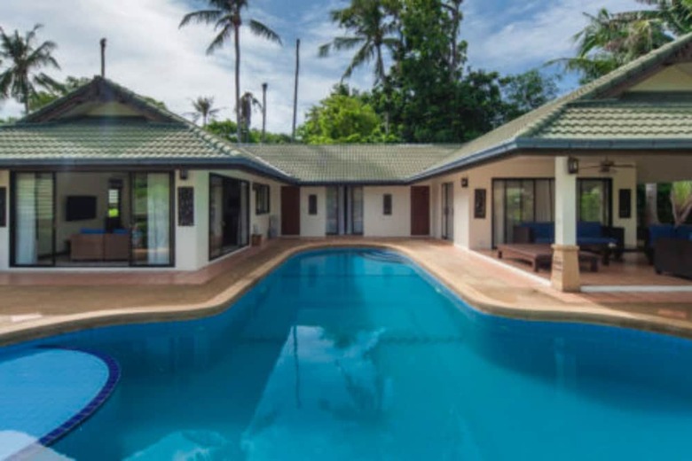 5 Bedroom Beach Front Villa On Samrong Bay