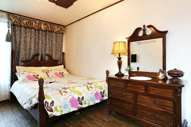 Flower Field Pension