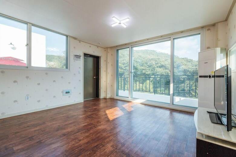 Apartamentos Byuljji Pension