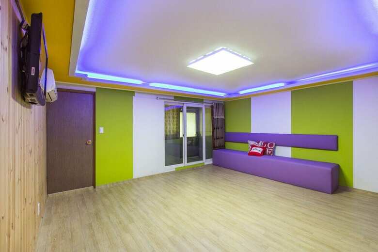 Apartamentos I Can Pension