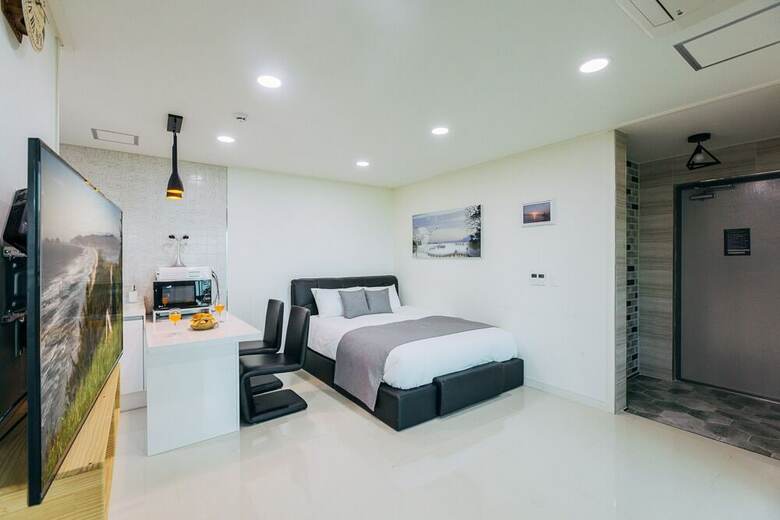 Arco Poolvilla Pension