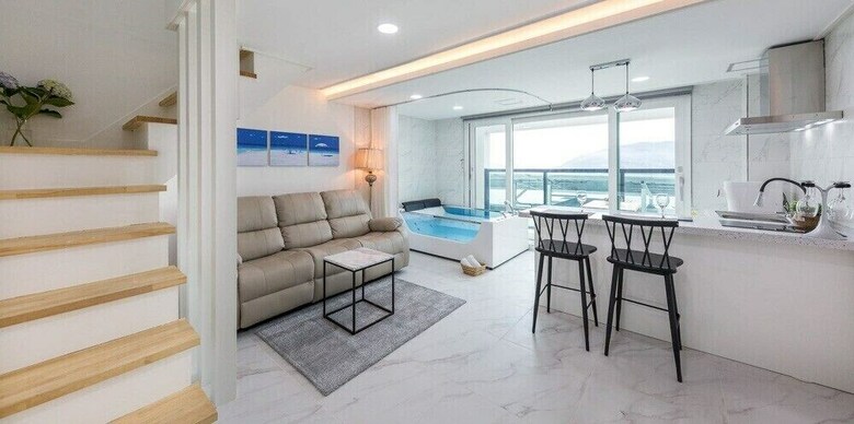 Arco Poolvilla Pension