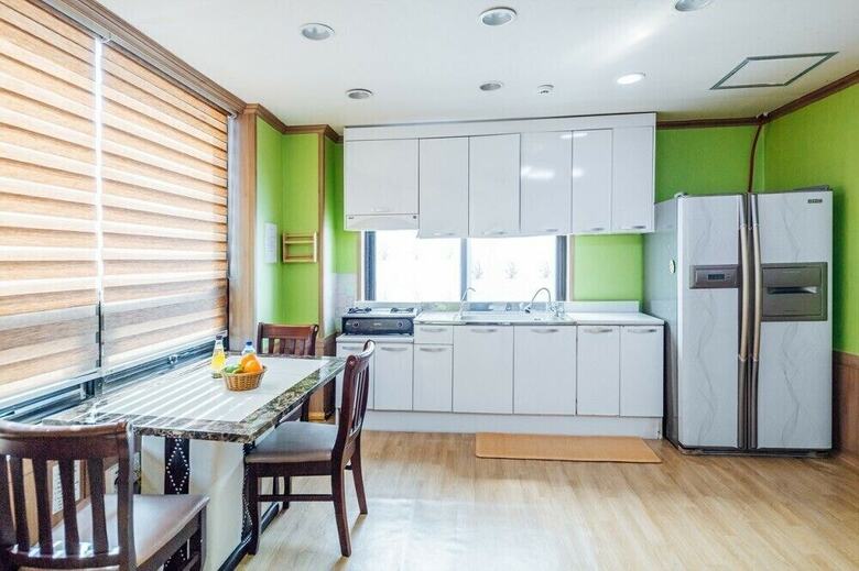 Apartamentos Eurwangni Some Pension