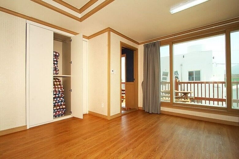 Walpo Donghae Pension