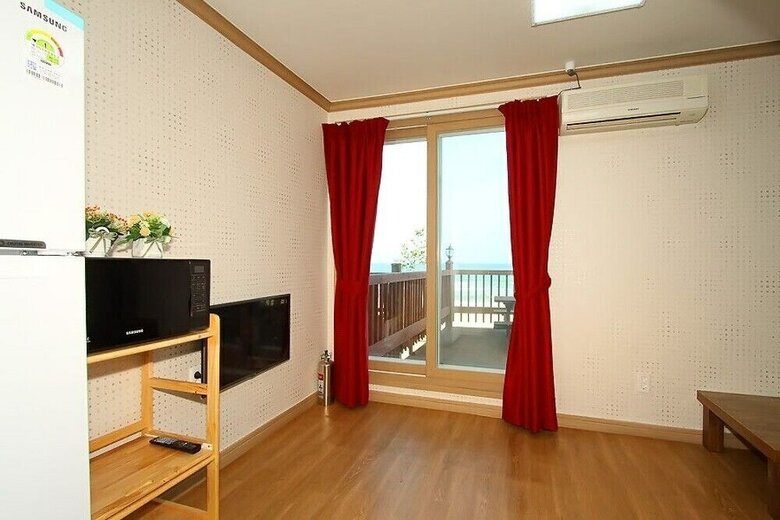 Walpo Donghae Pension