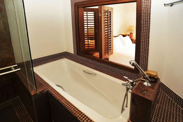 6 Bedroom Sea View Villa Big Buddha