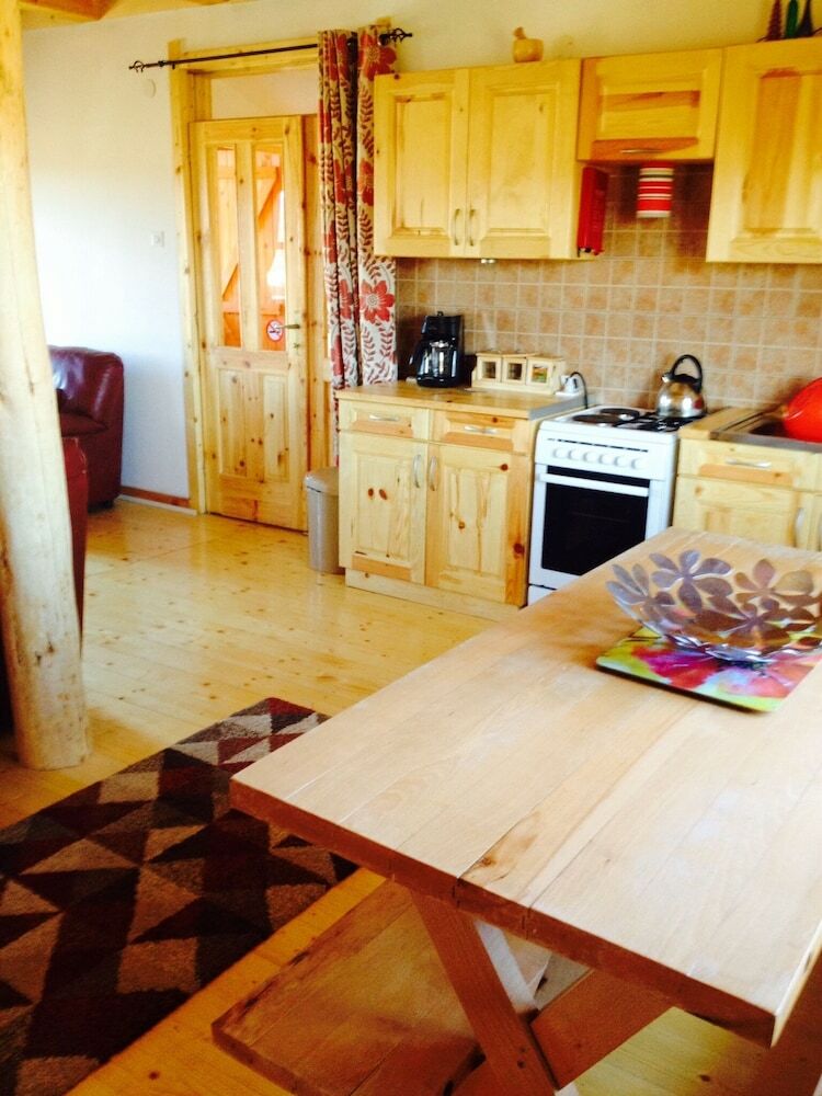 Posada Beautiful 2-bed Cottage With In ?abljak