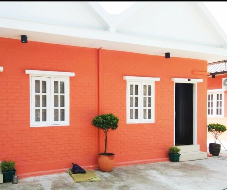 Sunrise Square Motel