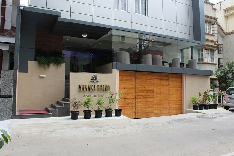 Hotel Kanaka Grand