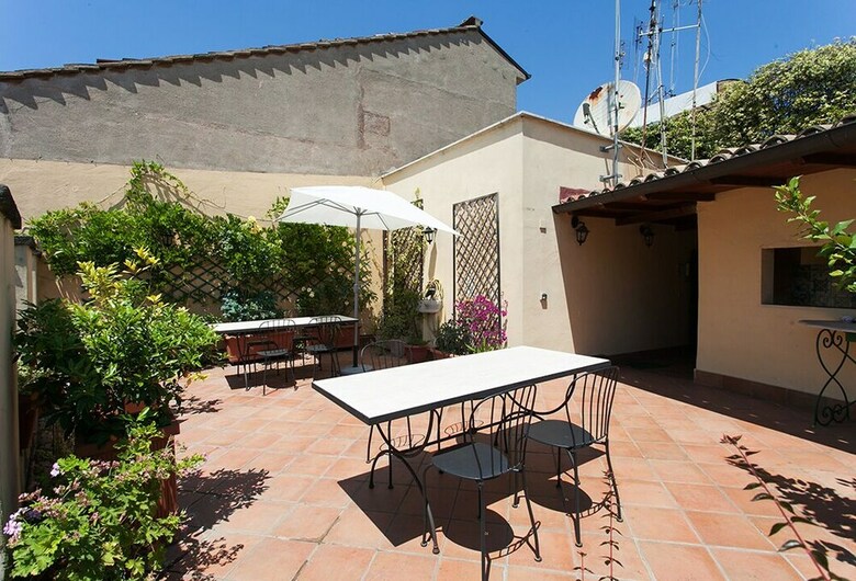 Apartamento Clock Terrace House - Fromhometorome