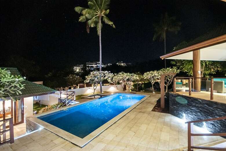 8 Bedroom Twin Villas On Samrong Bay Beach Front Resort