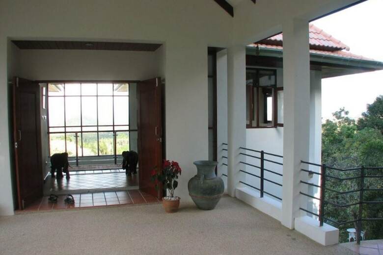 3 Bedroom Sea View Villa Kai Muk