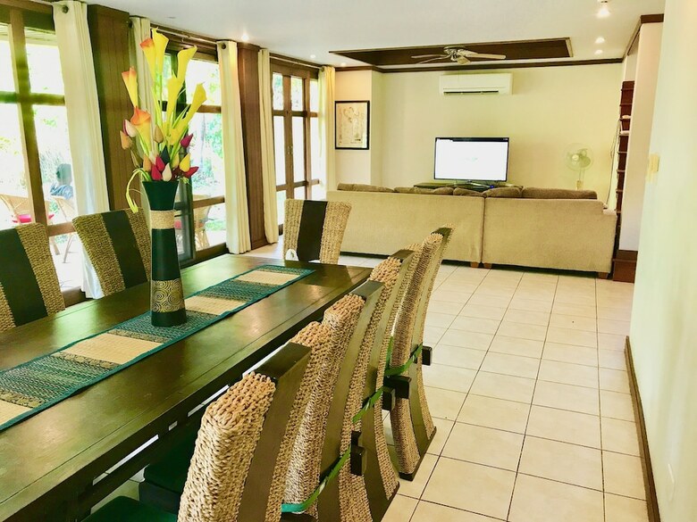 7 Bedroom Twin Villas On Beach Front Resort