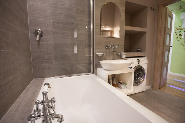Apartamentos Warsaw Concierge Travellers Nest Wspolna