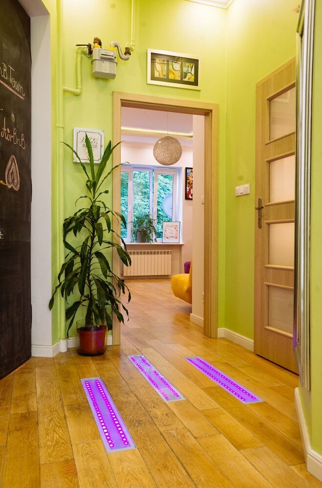 Apartamentos Warsaw Concierge Travellers Nest Wspolna