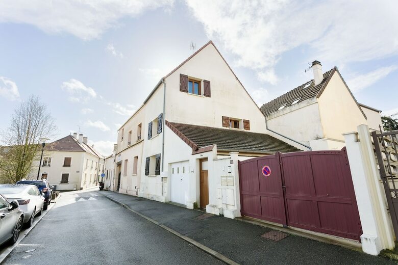 Apartamento Roissy Appartements