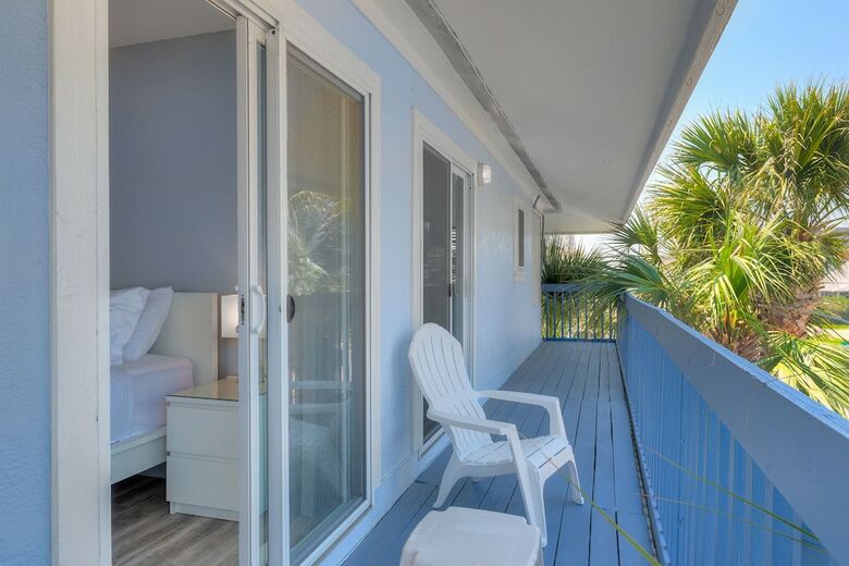 Oceanview 4 Balconies! Opulent Blue #6 Sleeps 8
