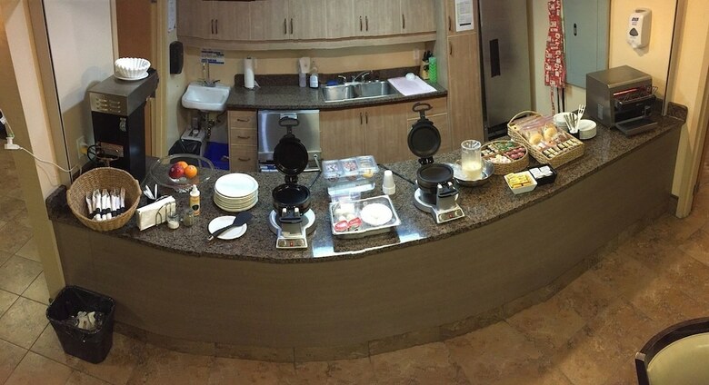 Hotel Poplar Tree Inn