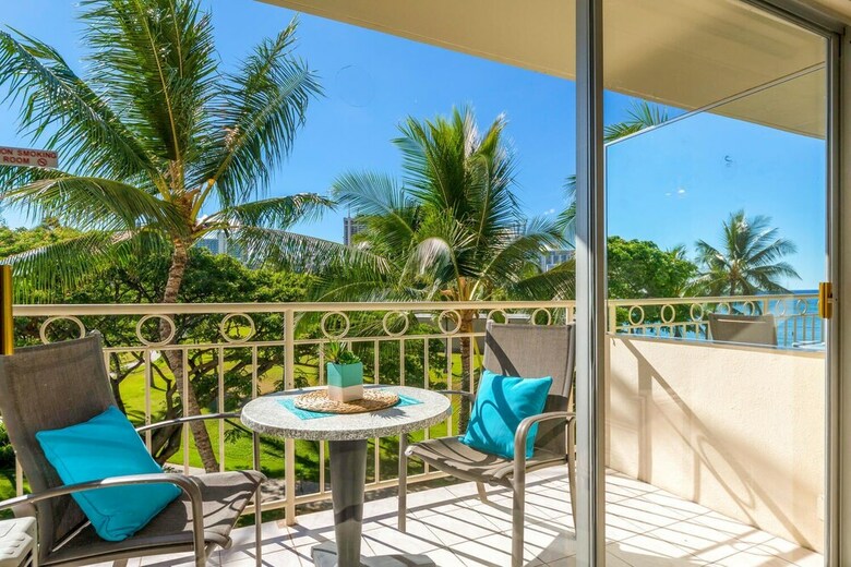 Apartamento Beachfront Studio On Waikiki Beach Ocean Views
