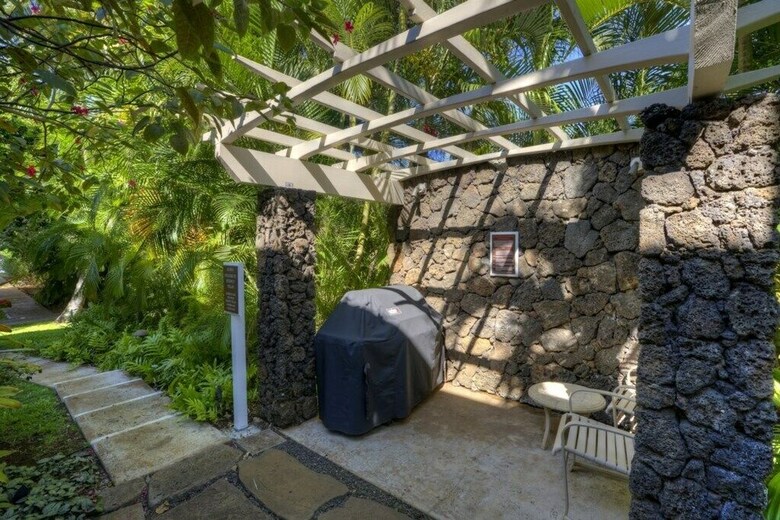 Regency Villas Central AC Pool Beach Access