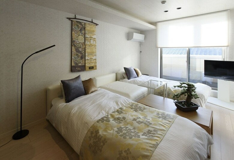 Apartamentos Rivre Housai