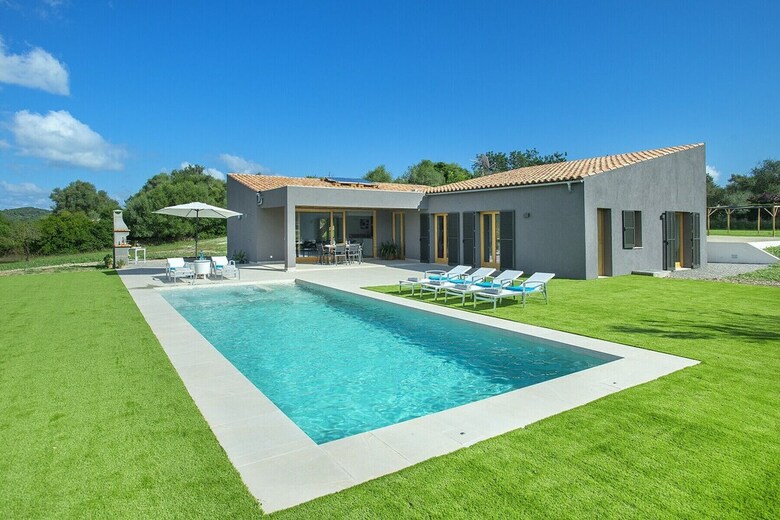 Villa Mir