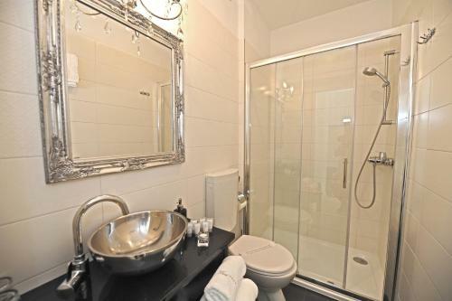 Hostal Tinel Superior Residence