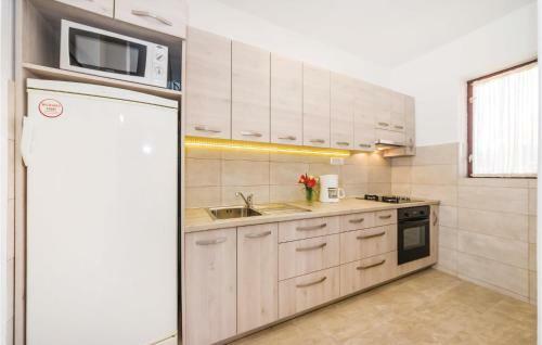 Holiday Home Sabunike