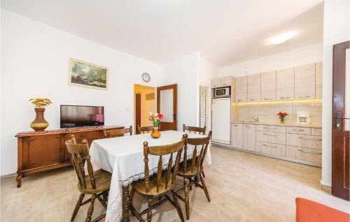 Holiday Home Sabunike