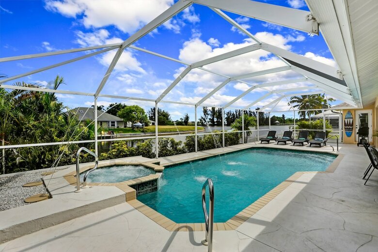 Sunny Banks - Freshwater Haven