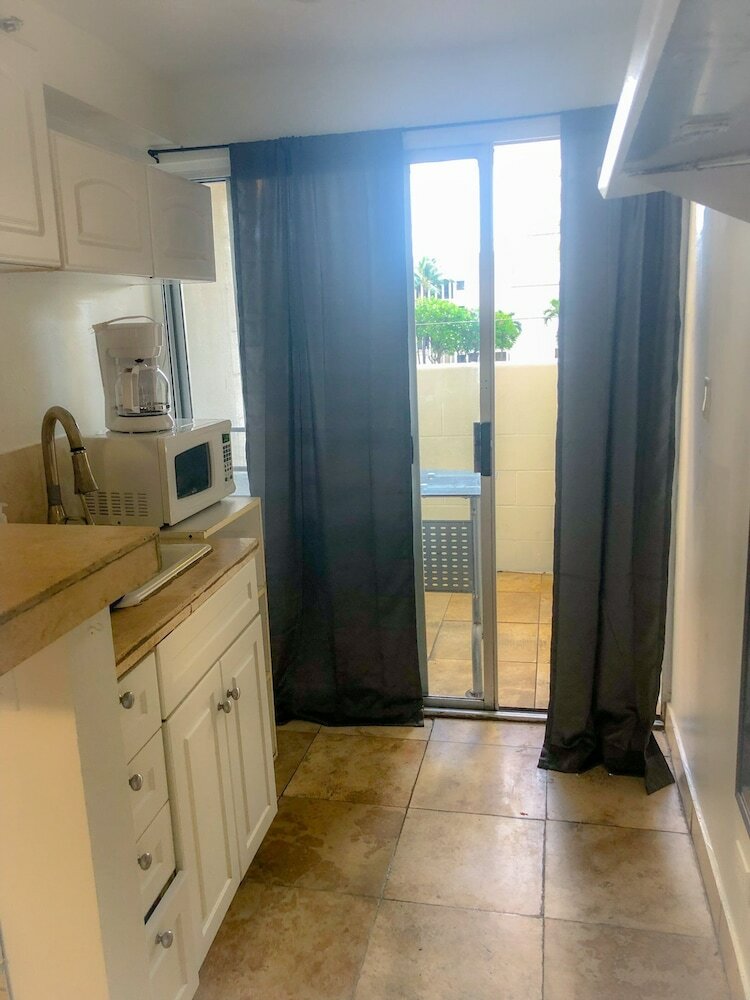 Apartamento Waikiki Studio By The Sea