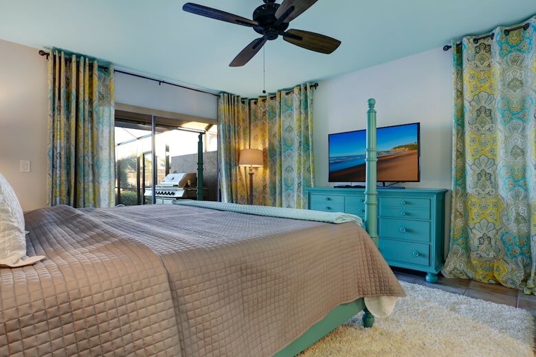 Boatabella - A Vibrant Coastal Retreat