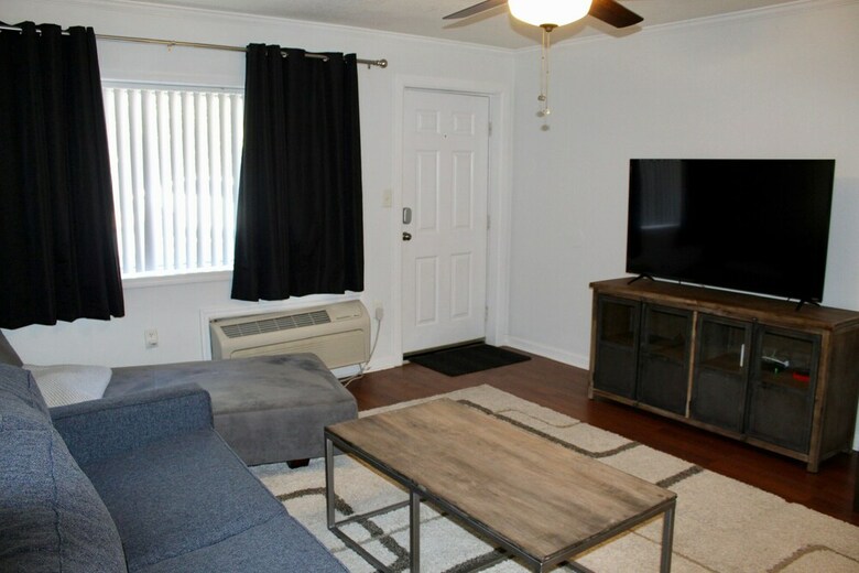 Apartamento Excellent Location! On Campus Studio Sleeps 4