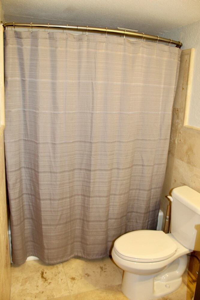 Apartamento Excellent Location! On Campus Studio Sleeps 4