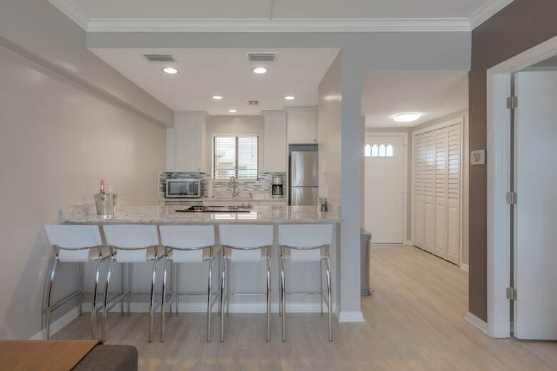 Amazing Oceanfront 2 Bedroom - Sandpiper 5a -