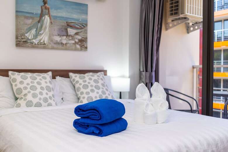 Naiharn Sea Apartment