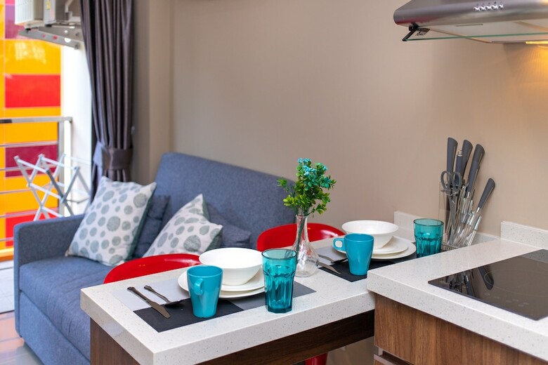 Naiharn Sea Apartment